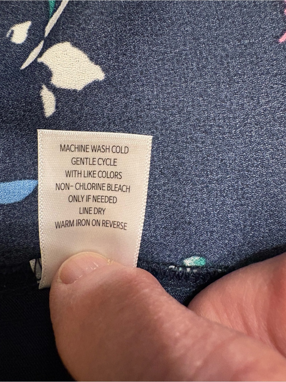 Fortune & Ivy Women’s Mixed Media Blouse Navy Floral Stitch Fix Size L - Picture 6 of 8